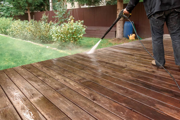 Best Pool Deck Cleaning in Hanley Hills, MO